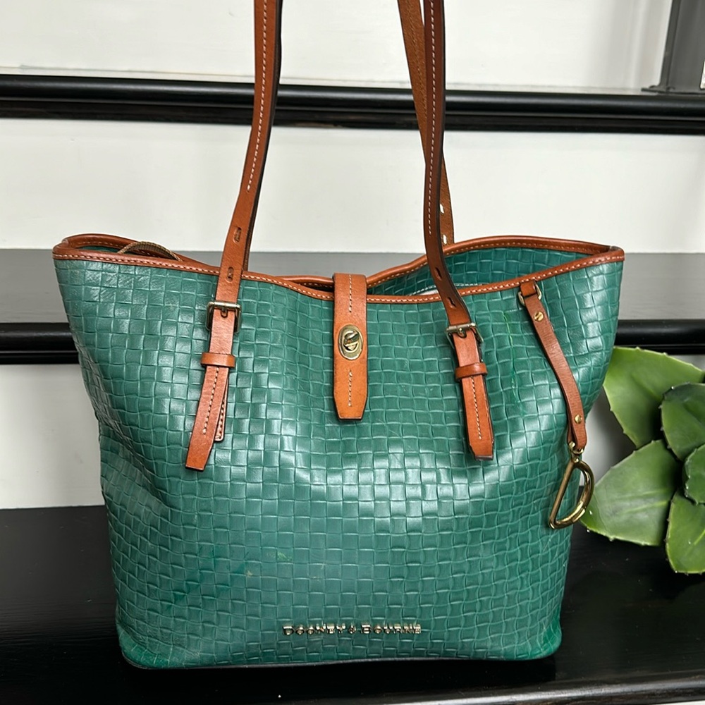 Dooney and Bourke vintage Cordova Dover Italian leather tote handbag purse green